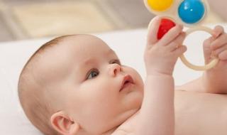 9个月的宝宝发育标准 宝宝9个月后脑长个小硬包啥原因
